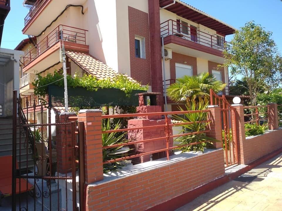 Blue Moon Apartments نيا ميشانيونا المظهر الخارجي الصورة